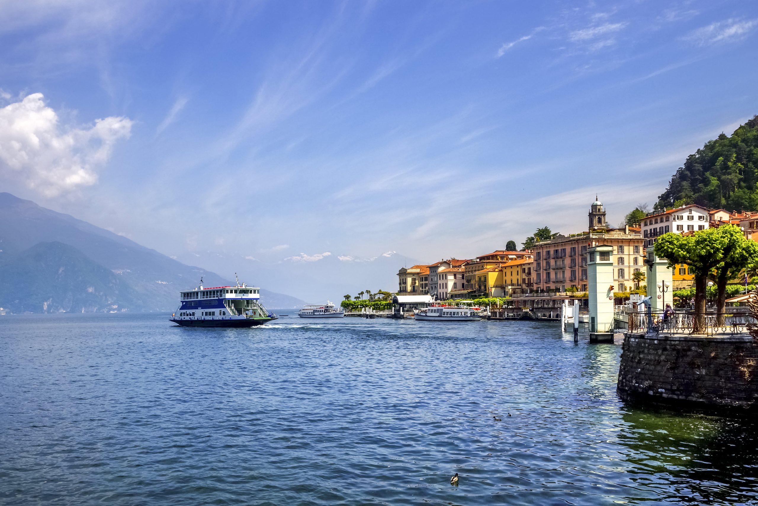 Amazon AI scammers lavish millions on Lake Como wedding and luxury cars ...